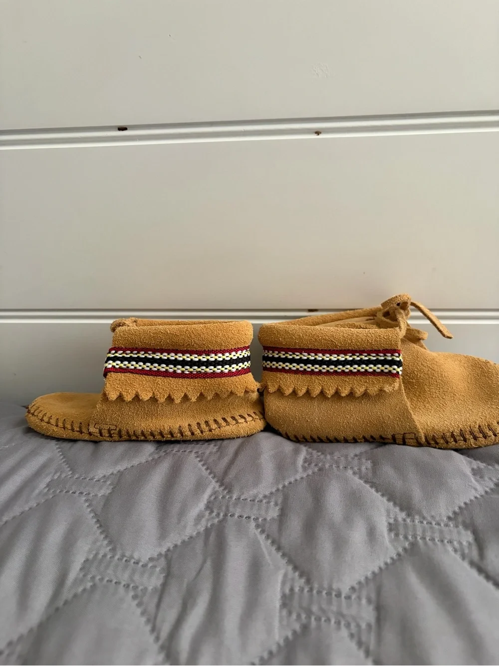 Minnetonka Kids Suede Moccasins in Tan